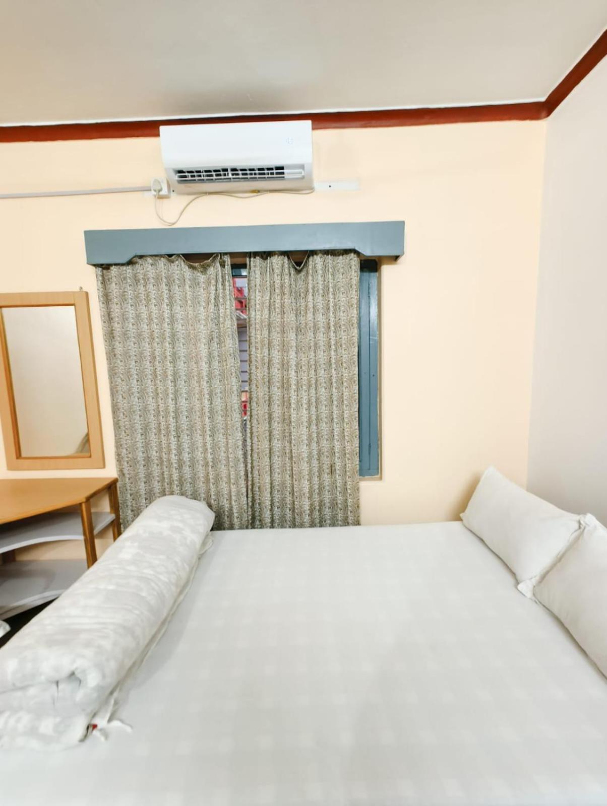 Hotel Mountain View - Lakeside Pokhara Luaran gambar
